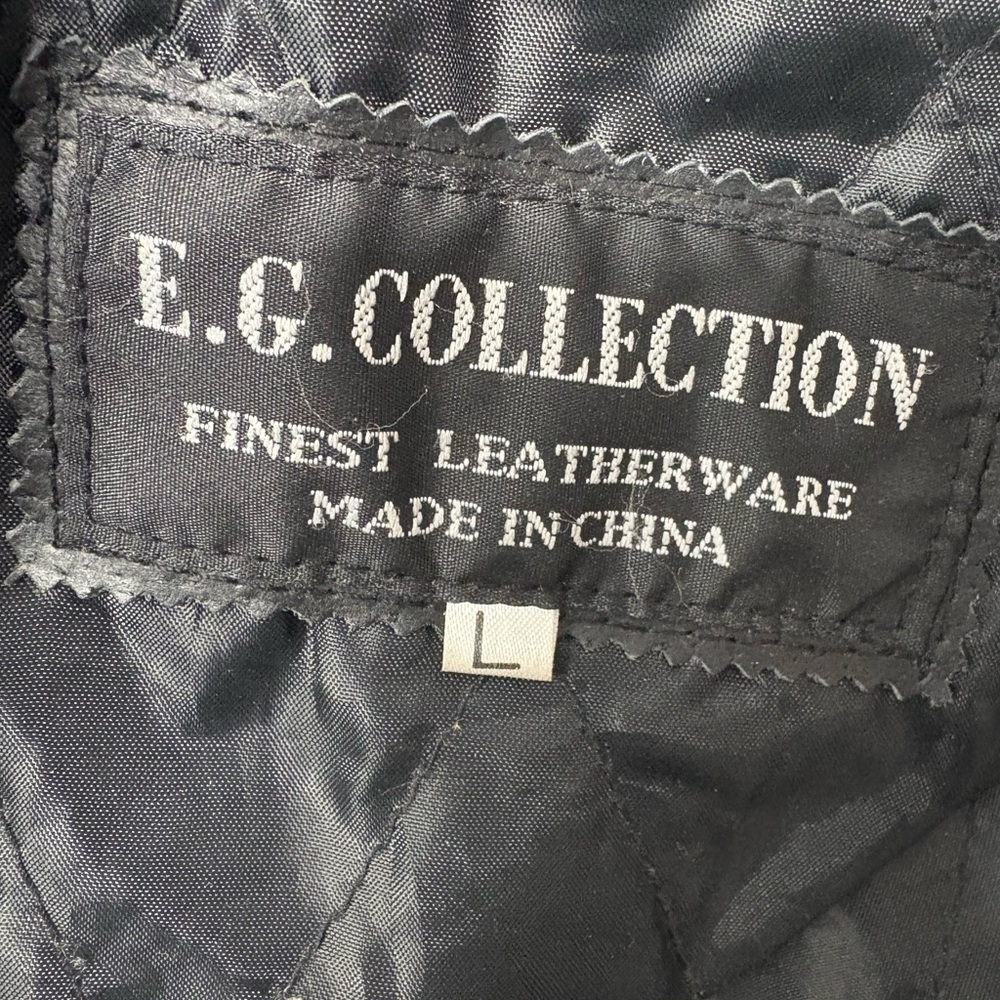 Vintage E.G. Collection Men's Black Leather Jacket with Las Vegas Logo - Picture 2 of 6